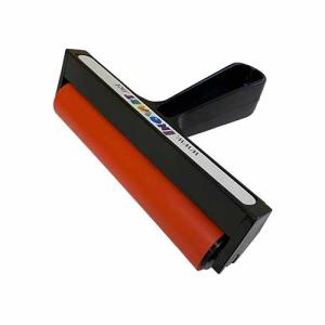 Inovart Snap-Out Hard Rubber Brayer- 6"