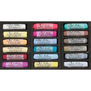 Richeson Soft Handmade Pastel Assortment Set - (18 Pieces)